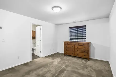 2471 NE 3rd Street Redmond OR 97756