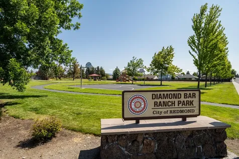 2471 NE 3rd Street Redmond OR 97756
