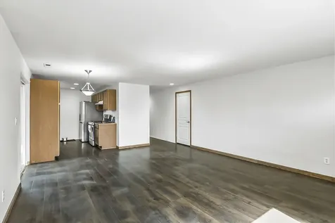 2471 NE 3rd Street Redmond OR 97756