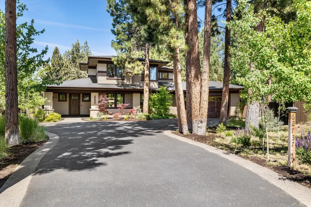 62737 NW Mehama Drive Bend OR 97703