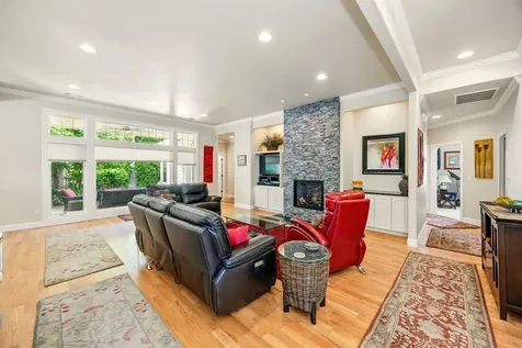 3700 Fieldbrook Avenue Medford OR 97504