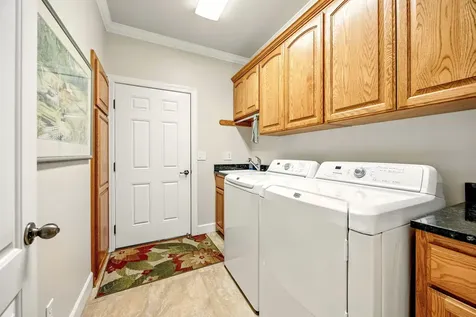 3700 Fieldbrook Avenue Medford OR 97504