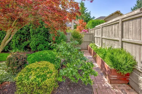 3700 Fieldbrook Avenue Medford OR 97504