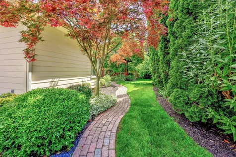 3700 Fieldbrook Avenue Medford OR 97504