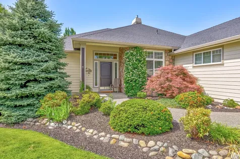 3700 Fieldbrook Avenue Medford OR 97504