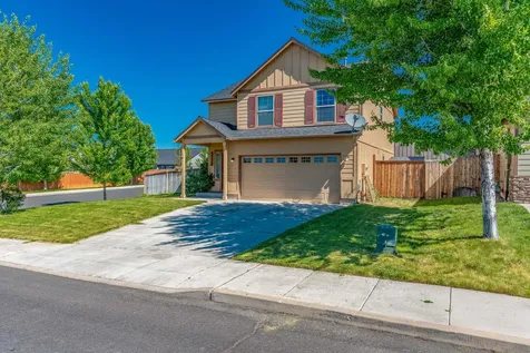 805 NE Redwood Avenue Redmond OR 97756