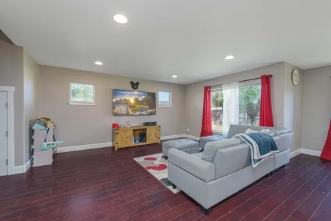 805 NE Redwood Avenue Redmond OR 97756