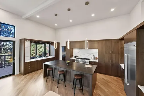 2803 NW Starview Drive Bend OR 97703