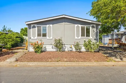 1500 Gabriela Court NE Salem OR 97301