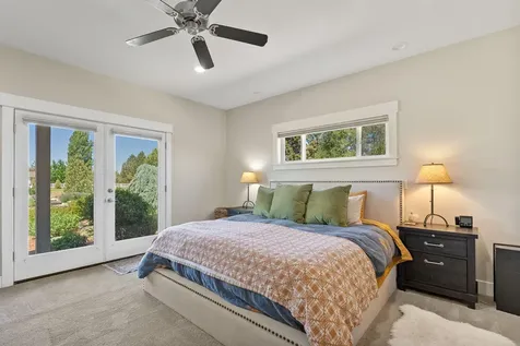 21340 View Lane Bend OR 97701