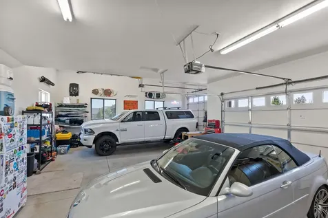21340 View Lane Bend OR 97701