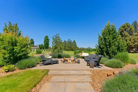 21340 View Lane Bend OR 97701