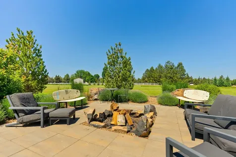 21340 View Lane Bend OR 97701