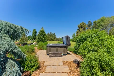 21340 View Lane Bend OR 97701