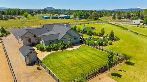 21340 View Lane Bend OR 97701