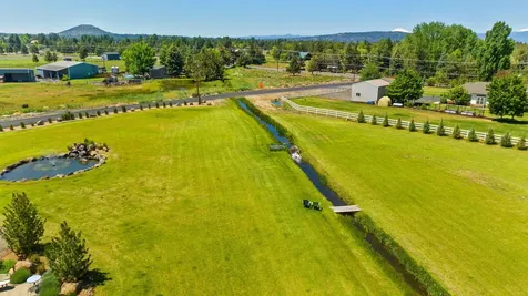 21340 View Lane Bend OR 97701