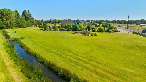 21340 View Lane Bend OR 97701
