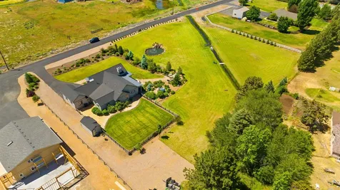 21340 View Lane Bend OR 97701