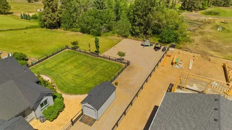 21340 View Lane Bend OR 97701