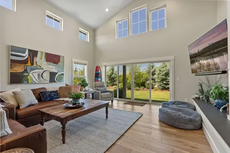 21340 View Lane Bend OR 97701