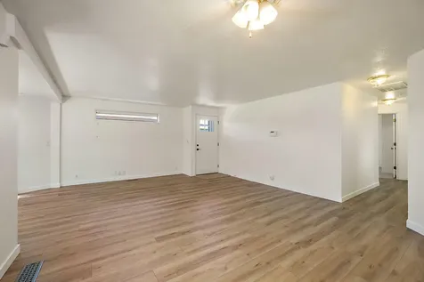 3094 Milhoan Drive Medford OR 97504