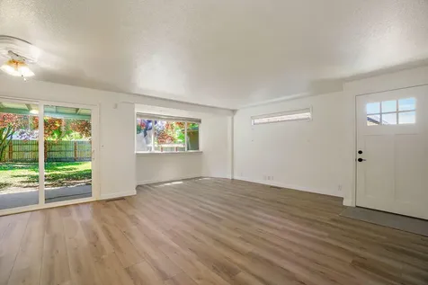 3094 Milhoan Drive Medford OR 97504