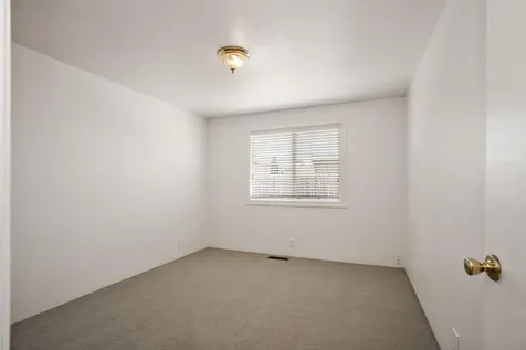 3094 Milhoan Drive Medford OR 97504