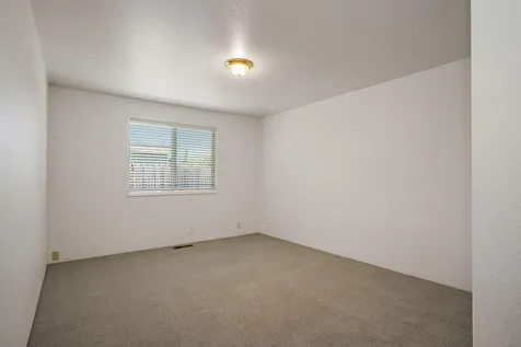 3094 Milhoan Drive Medford OR 97504