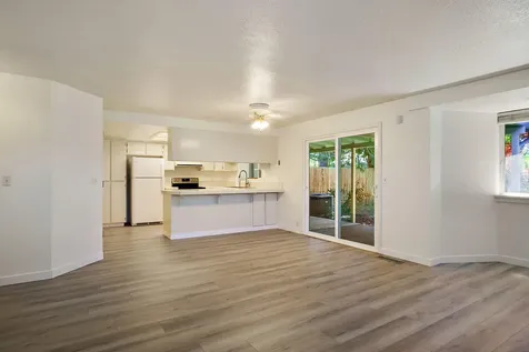 3094 Milhoan Drive Medford OR 97504