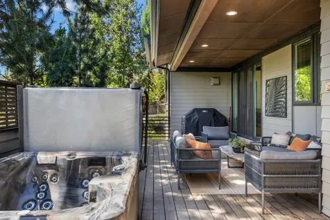 2264 NW Lemhi Pass Drive Bend OR 97703