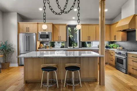2264 NW Lemhi Pass Drive Bend OR 97703