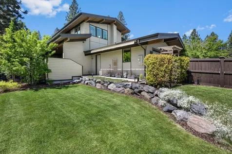 2264 NW Lemhi Pass Drive Bend OR 97703