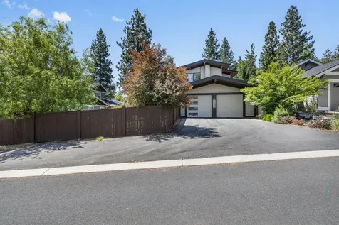 2264 NW Lemhi Pass Drive Bend OR 97703