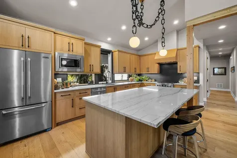 2264 NW Lemhi Pass Drive Bend OR 97703