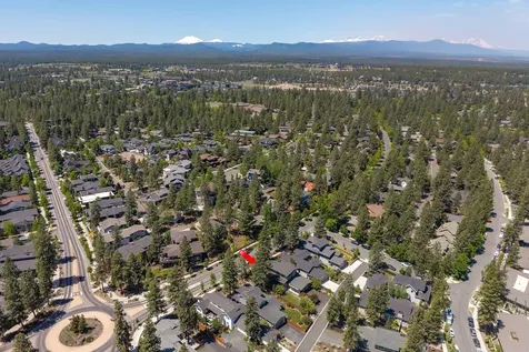 2264 NW Lemhi Pass Drive Bend OR 97703