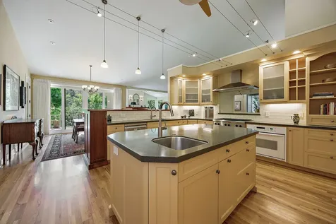 6268 Little Applegate Road Jacksonville OR 97530