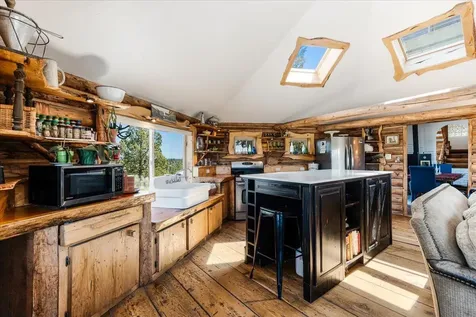 65580 Sisemore Road Bend OR 97703