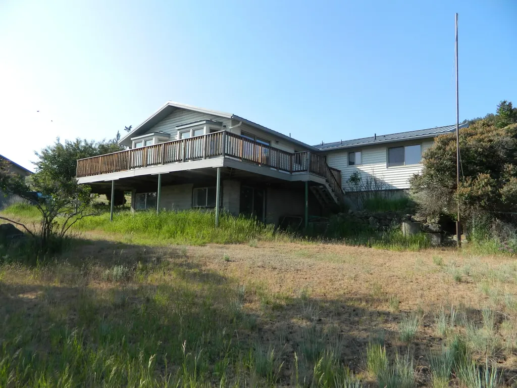 9542 Hill Road Klamath Falls OR 97603