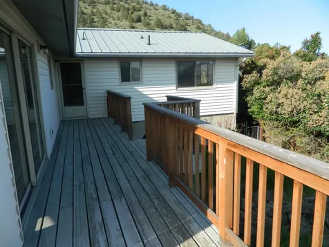 9542 Hill Road Klamath Falls OR 97603