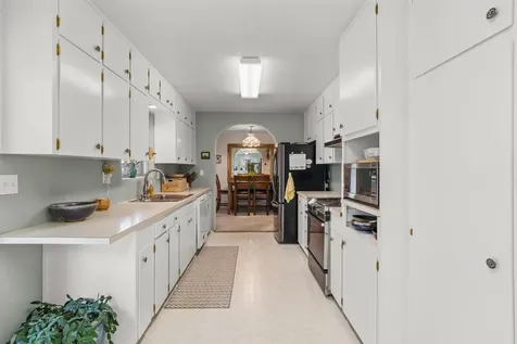 2462 Edgemont Drive Medford OR 97504