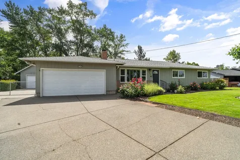 2462 Edgemont Drive Medford OR 97504