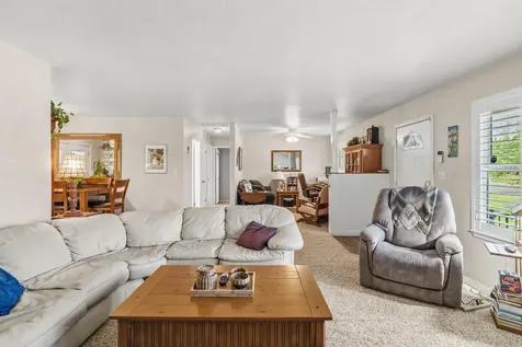 2462 Edgemont Drive Medford OR 97504