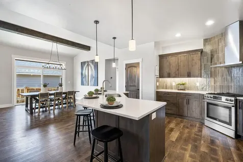 4176 SW Umatilla Avenue Redmond OR 97756