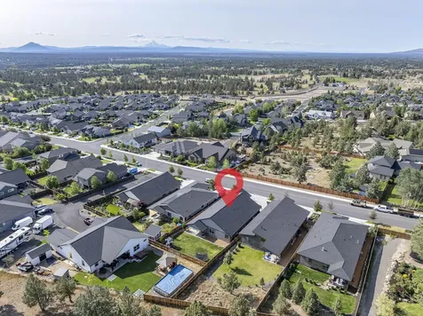 4176 SW Umatilla Avenue Redmond OR 97756