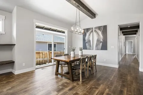 4176 SW Umatilla Avenue Redmond OR 97756