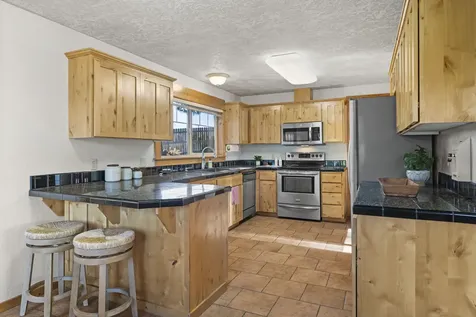 1063 SW Crosscut Court Bend OR 97702