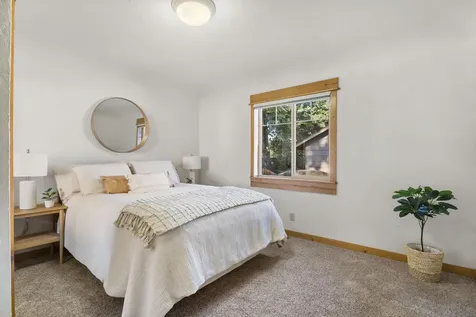 1063 SW Crosscut Court Bend OR 97702
