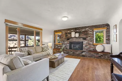 1063 SW Crosscut Court Bend OR 97702