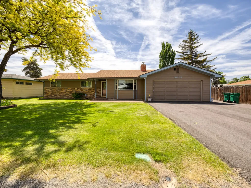 5030 Barry Avenue Klamath Falls OR 97603