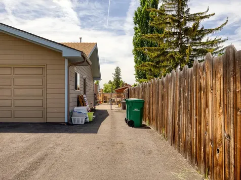 5030 Barry Avenue Klamath Falls OR 97603